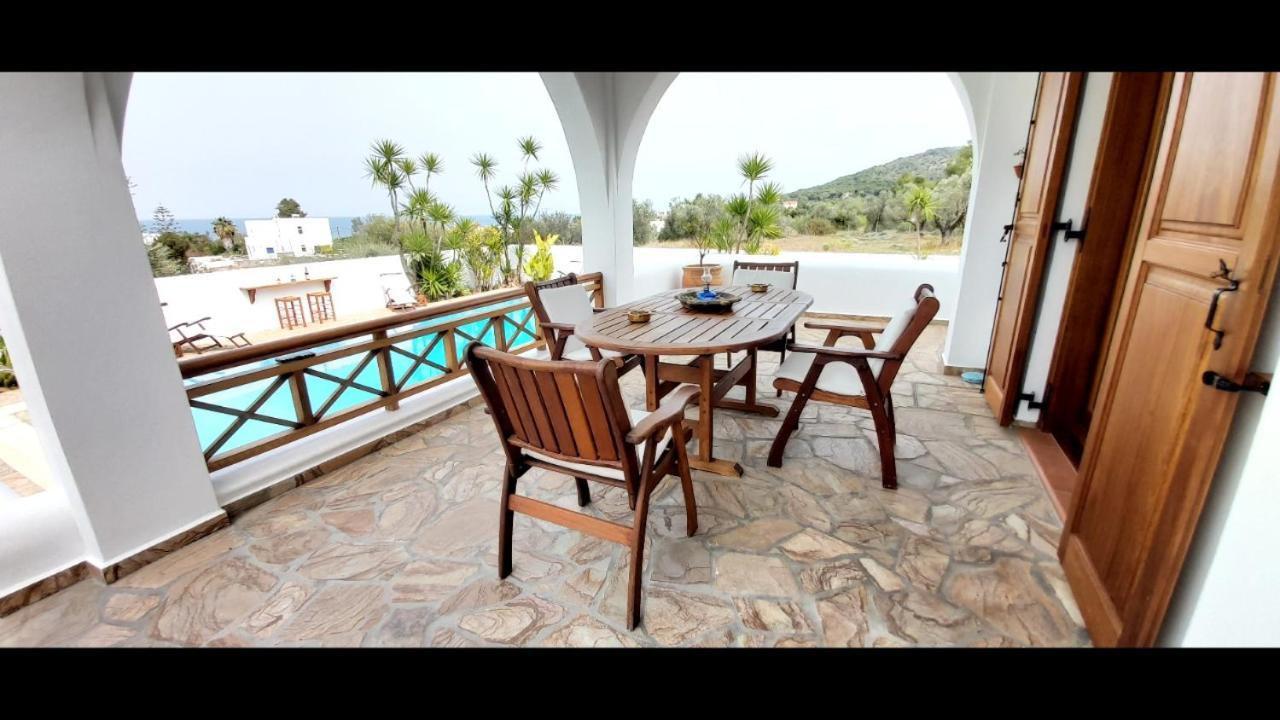 Villa Almyra Aegina エクステリア 写真
