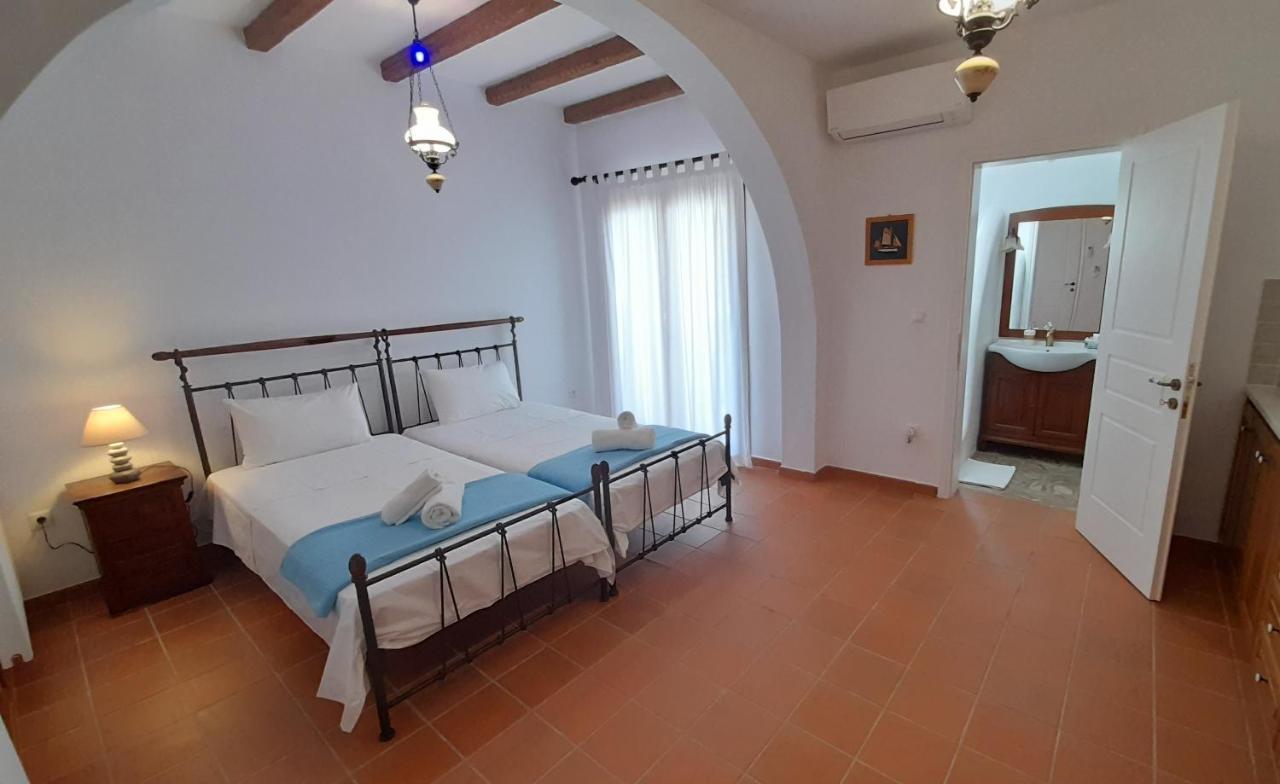 Villa Almyra Aegina エクステリア 写真